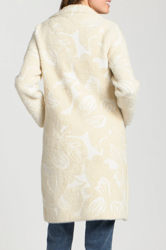 Daisy Jane’s cozy neutral long cardigan for fall