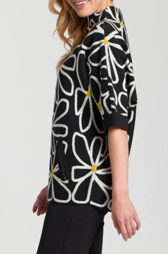 Women’s daisy-print sweater in soft knit fabric