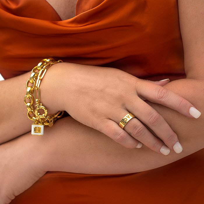 LOLA® Oval Single Wrap Bracelet Gold