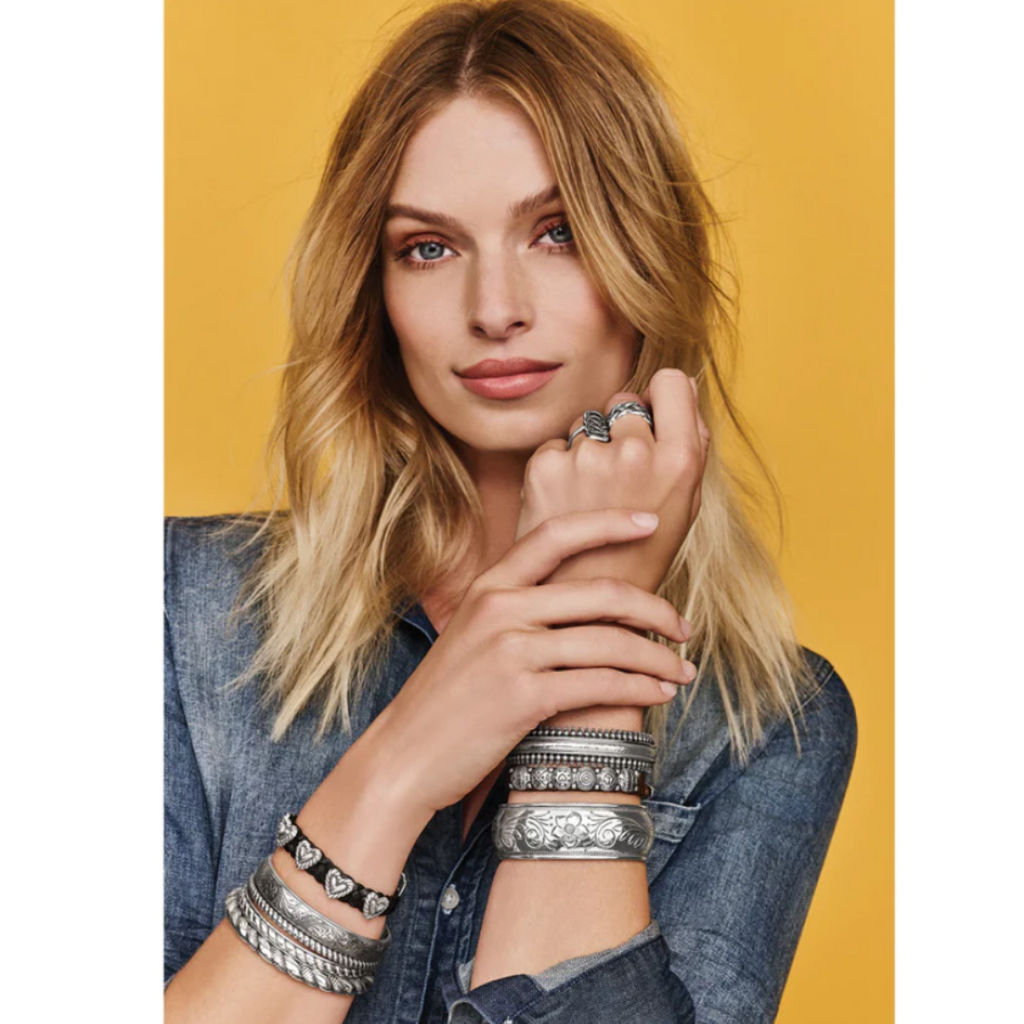 Fahlo Wildlife Tracking Bracelets Conservation Gifts Daisy Trading fahlo-wildlife-tracking-bracelets-conservation-gifts-daisy-trading